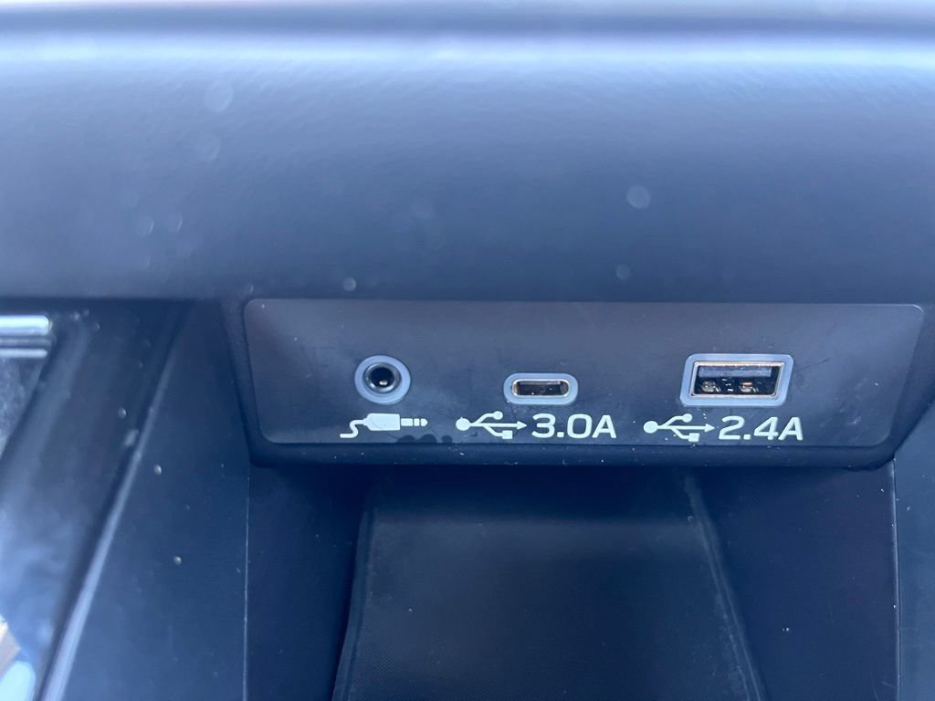 Used 2023 Subaru Legacy Limited AWD/4WD image 17