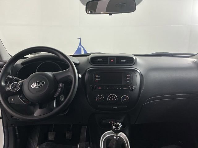 Used 2018 Kia Soul FWD image 32