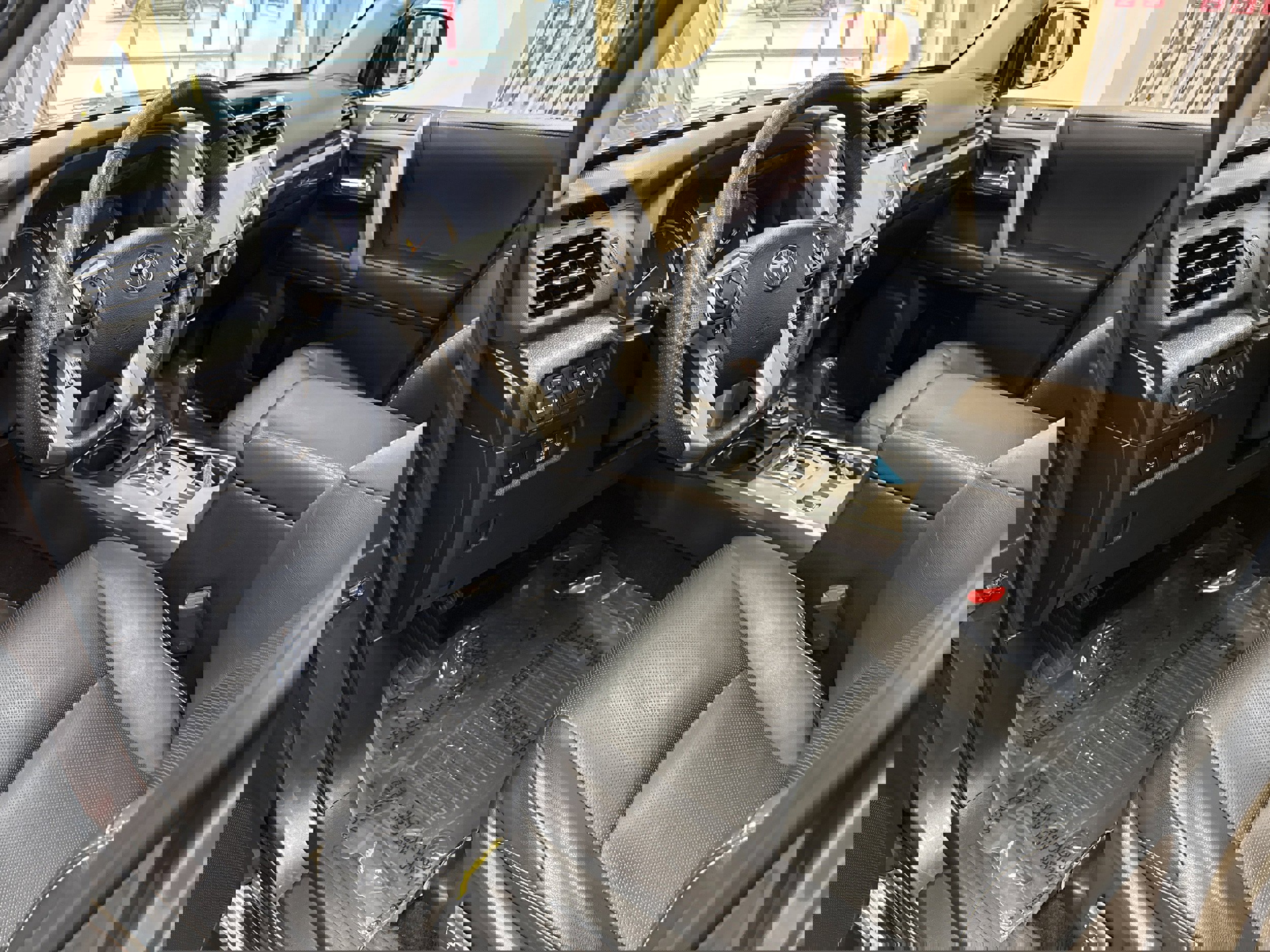 Used 2023 Toyota 4Runner Limited image 7