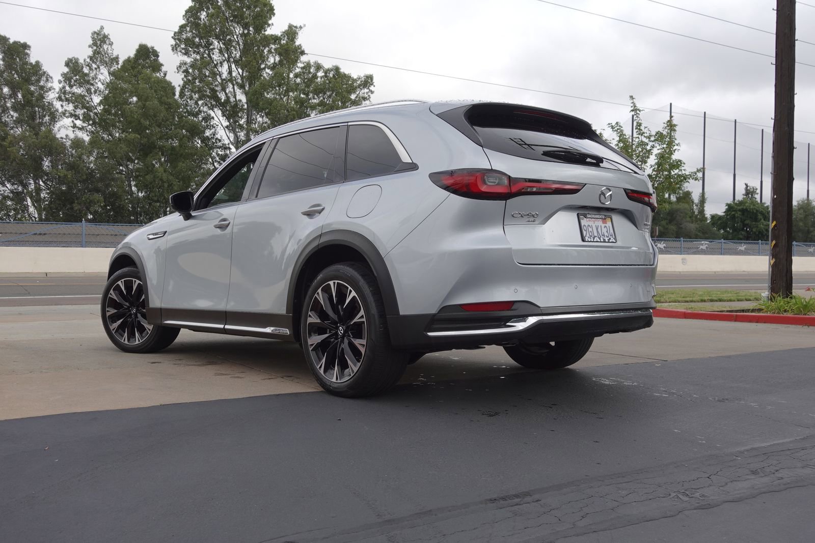 Certified 2024 MAZDA CX-90 Plug-In Hybrid w/ Premium Plus AWD/4WD image 9
