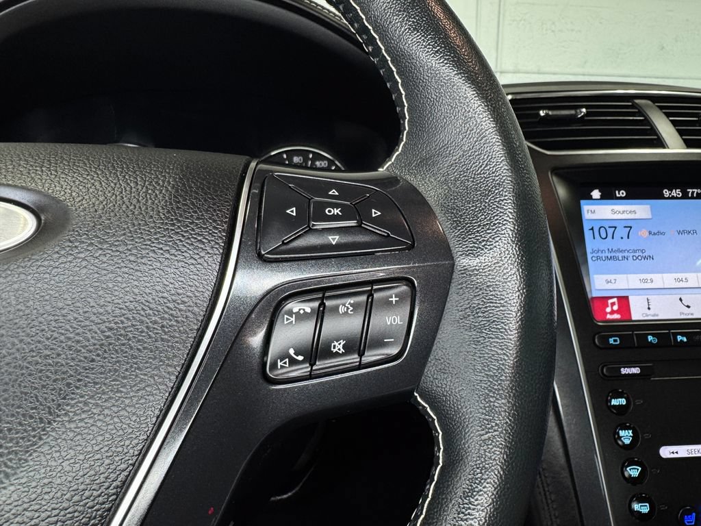 Used 2019 Ford Explorer Platinum AWD/4WD image 17
