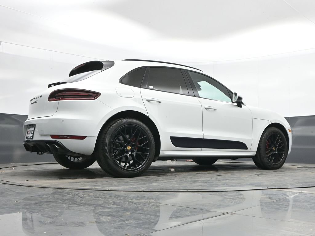 Used 2018 Porsche Macan GTS w/ Premium Package Plus image 41