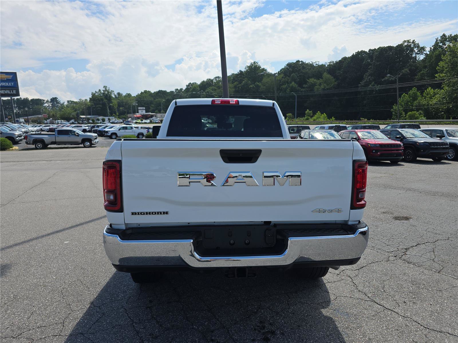 Used 2026 RAM 2500 Big Horn AWD/4WD image 4