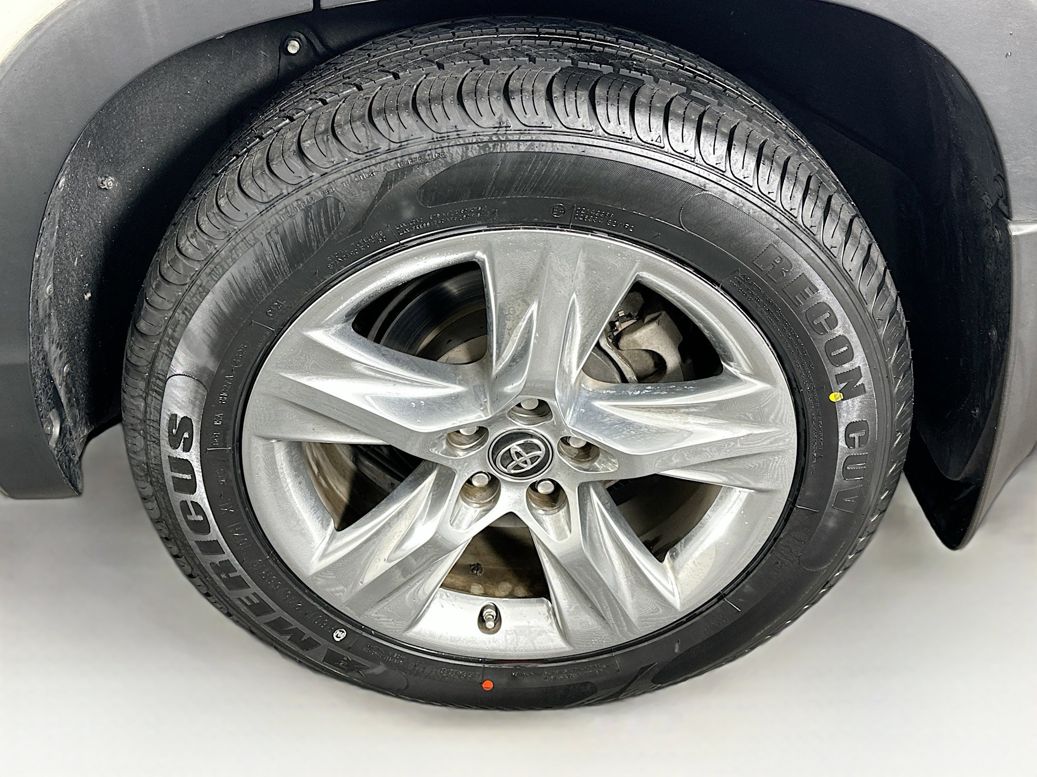 Used 2018 Toyota Highlander Limited image 11