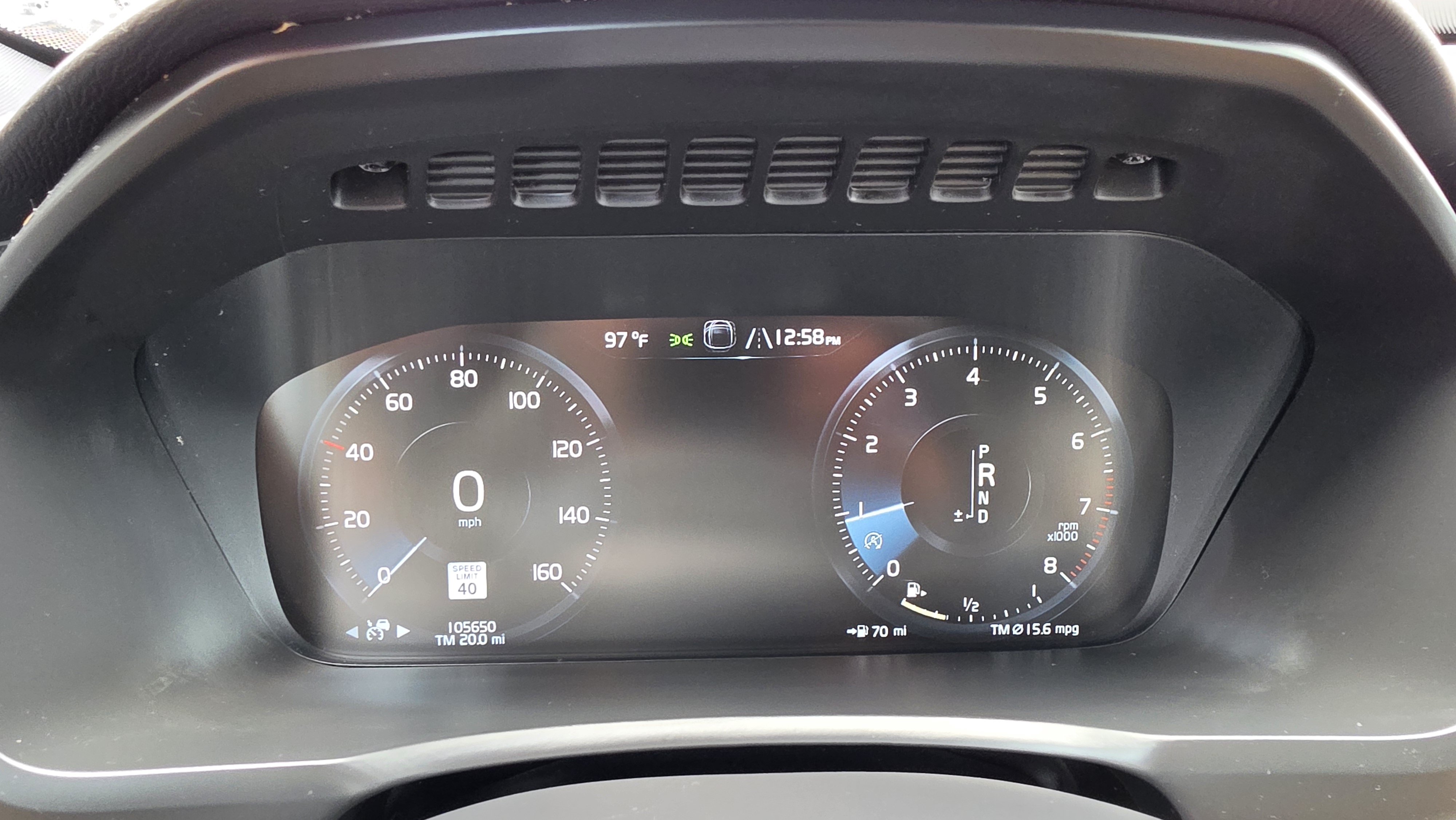 Used 2018 Volvo XC90 T6 Momentum w/ Convenience Package AWD/4WD image 45