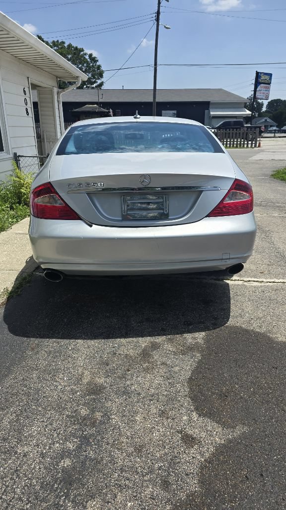 Used 2008 Mercedes-Benz CLS 550 w/ Sport Package image 3