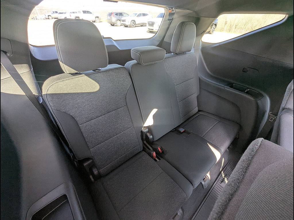 New 2026 Chevrolet Traverse LT w/ Driver Confidence Package FWD image 16
