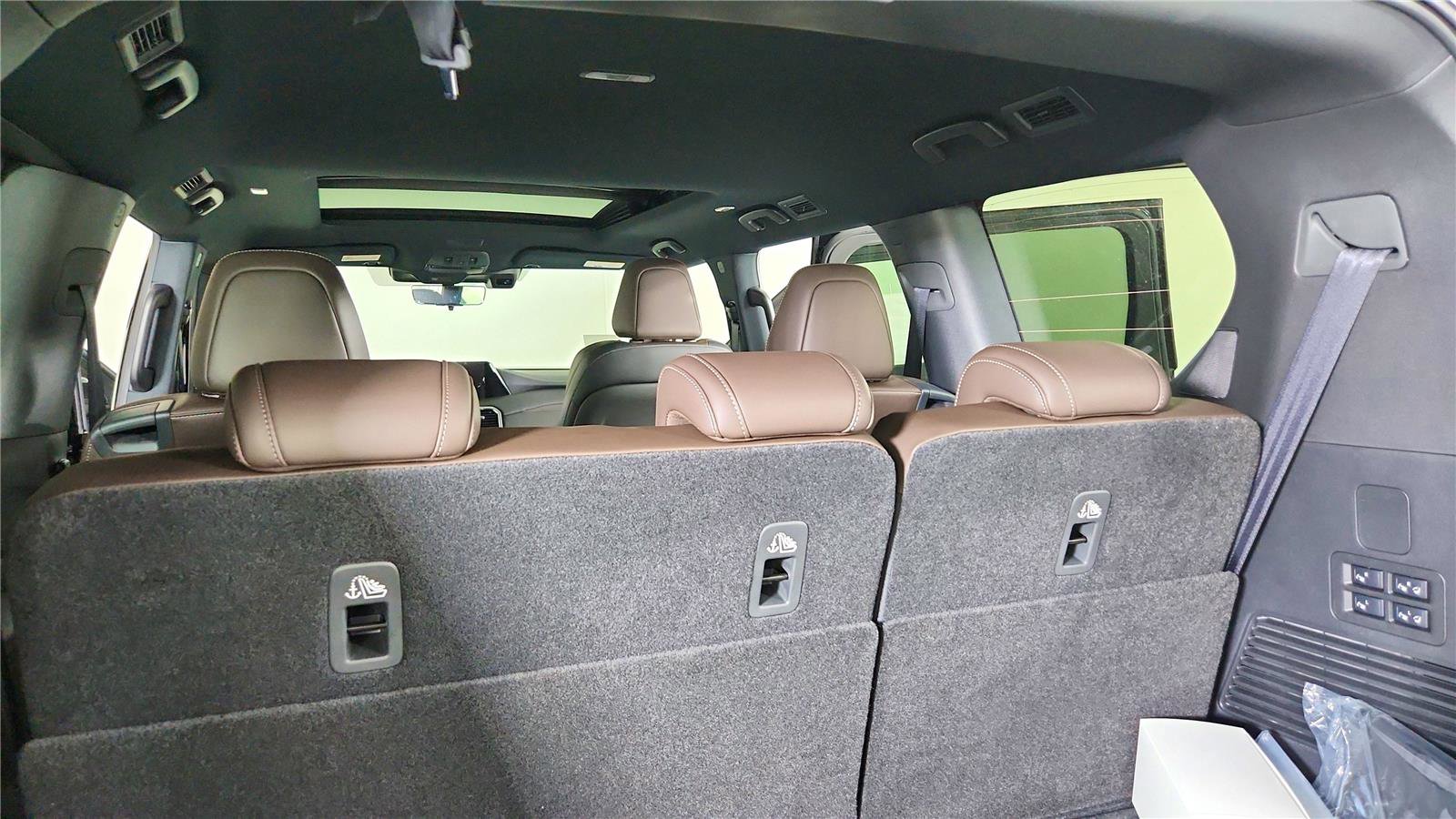 New 2026 Nissan Armada Platinum image 40