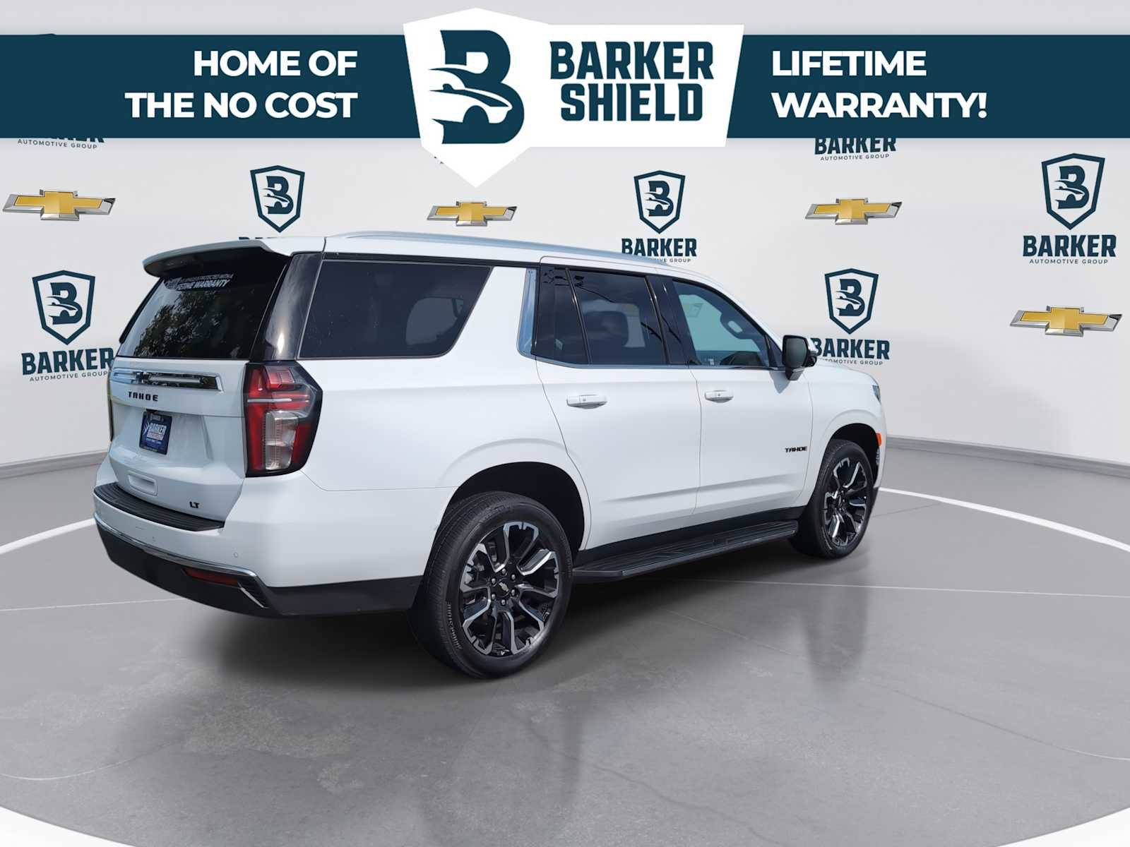 Used 2023 Chevrolet Tahoe LT w/ Luxury Package AWD/4WD image 12