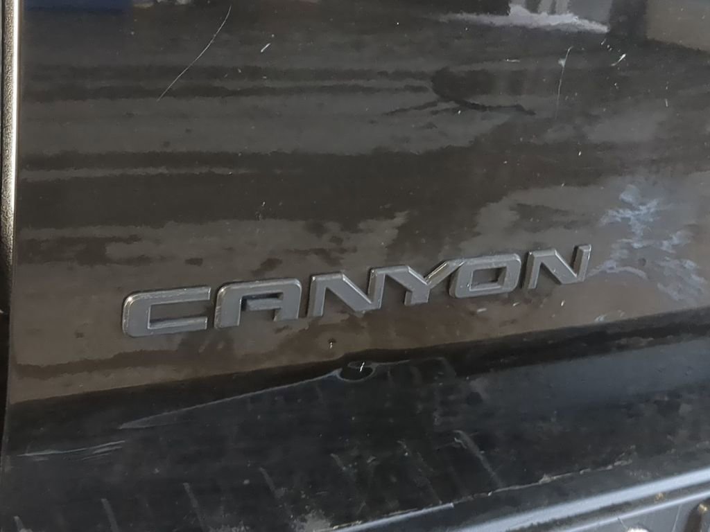 Used 2016 GMC Canyon SLE w/ Nightfall Edition image 24