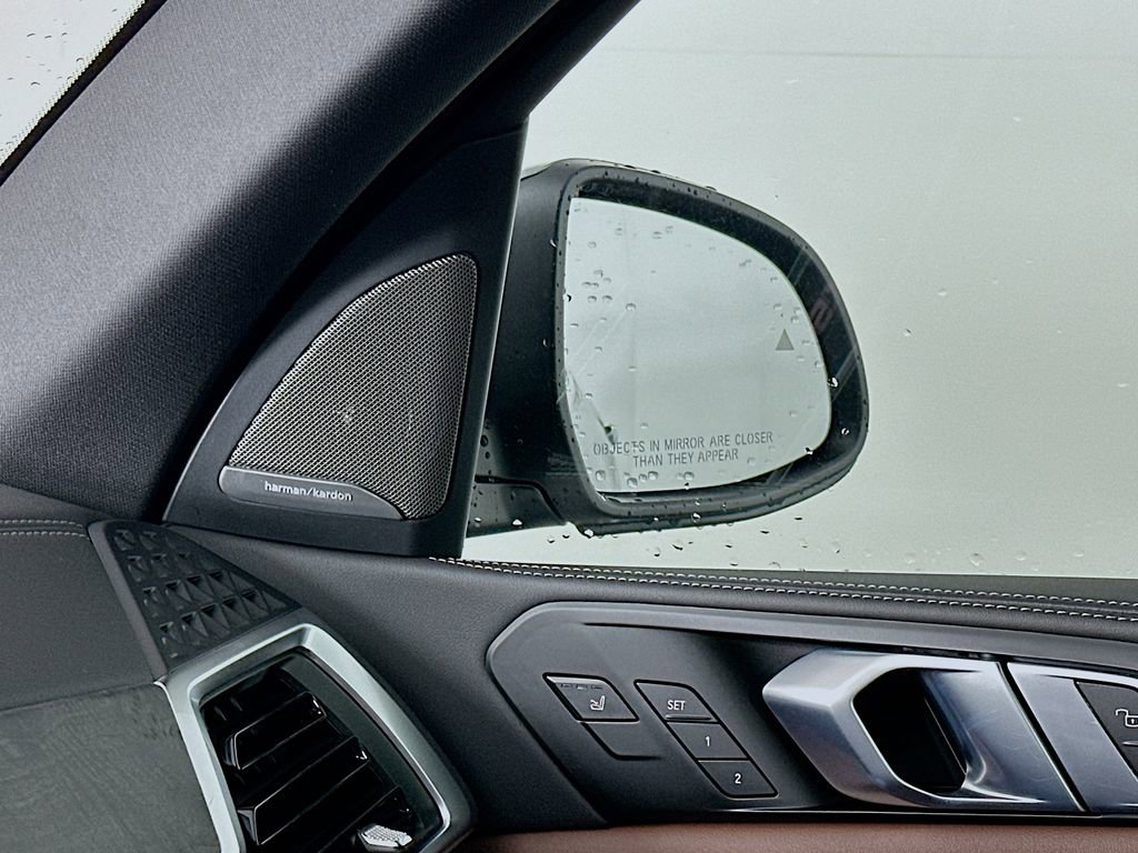 New 2026 BMW X5 xDrive40i w/ Executive Package image 24