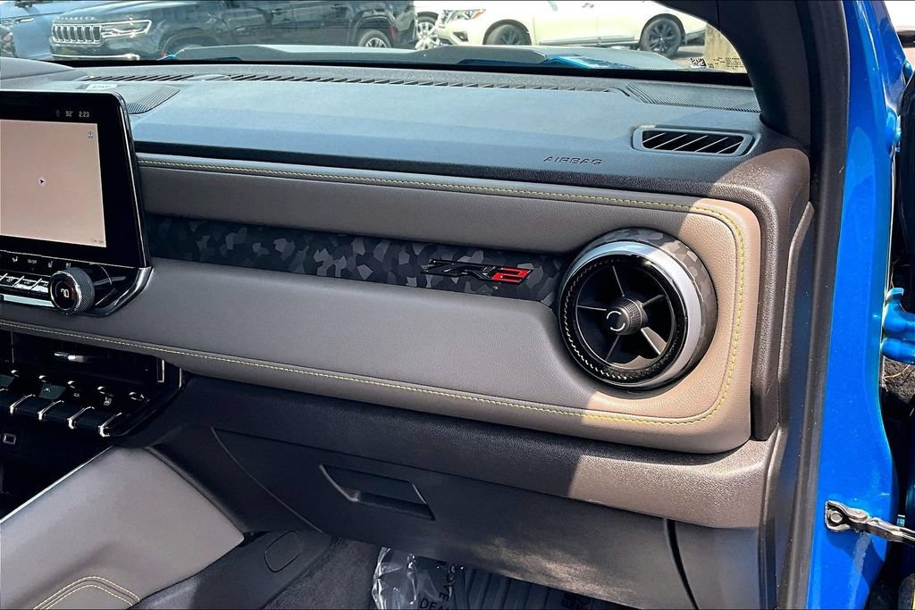Used 2023 Chevrolet Colorado ZR2 w/ ZR2 Convenience Package III AWD/4WD image 29