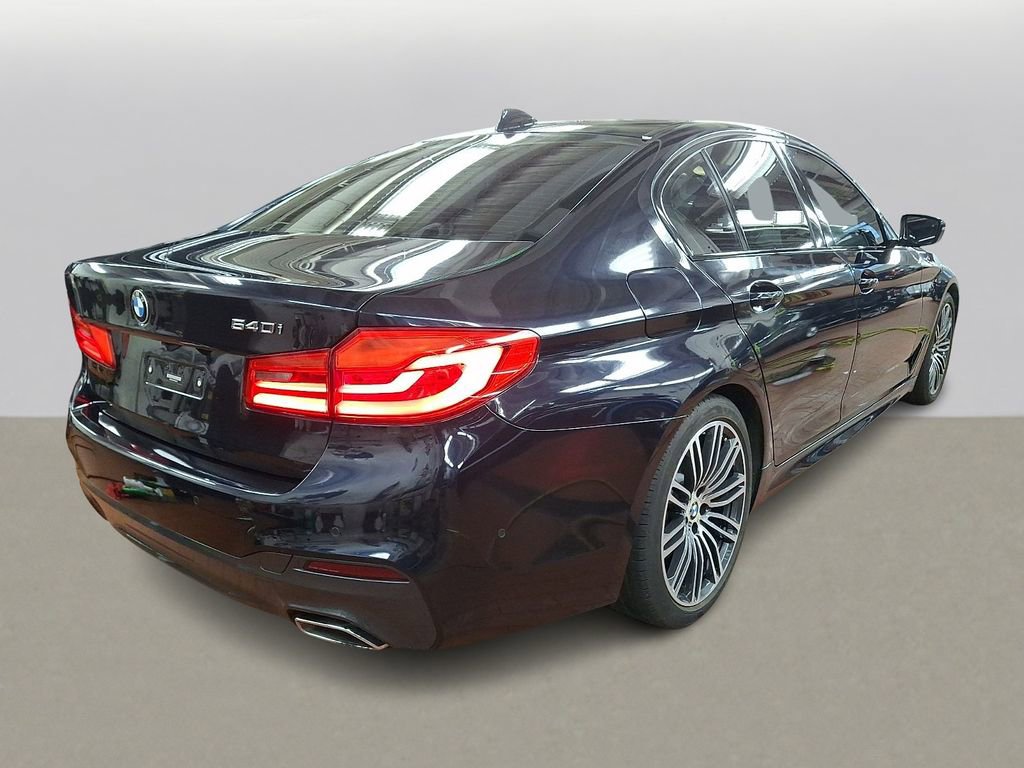 Used 2019 BMW 540i xDrive w/ M Sport Package AWD/4WD image 3