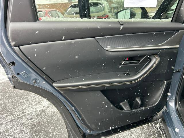 Certified 2025 MAZDA CX-70 Plug-In Hybrid w/ Premium Pkg image 11