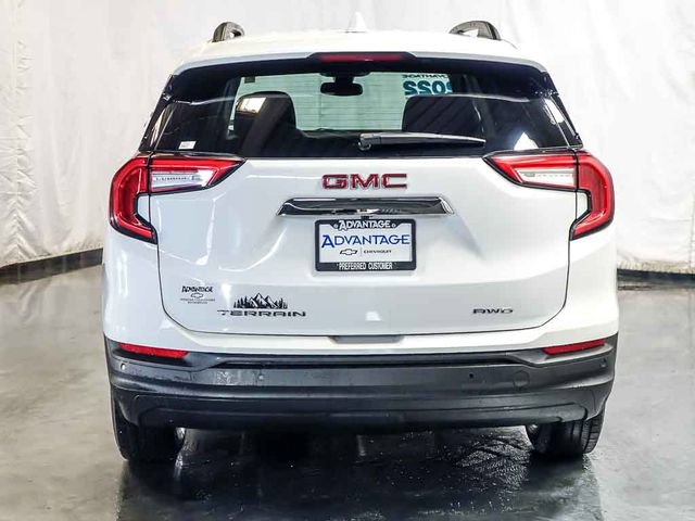 Certified 2022 GMC Terrain SLE w/ Driver Convenience Package AWD/4WD image 8