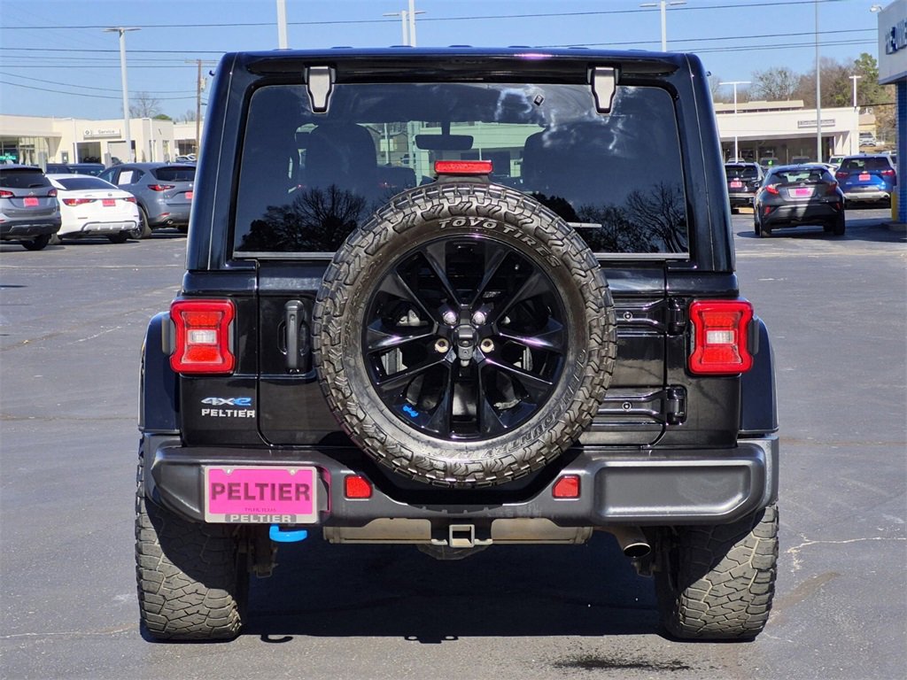 Used 2022 Jeep Wrangler Unlimited Sahara image 5