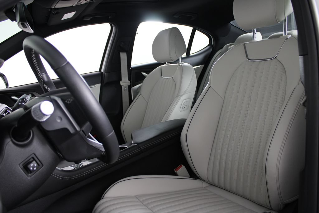 Used 2026 Genesis G70 3.3T Sport Prestige RWD image 17
