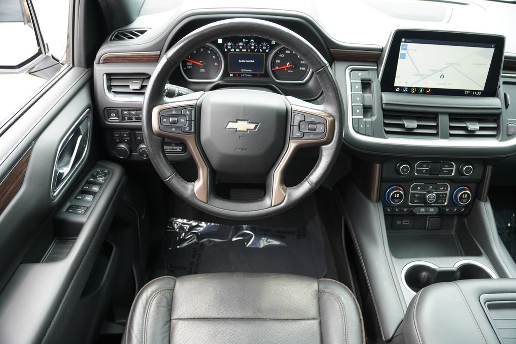 Used 2021 Chevrolet Suburban High Country w/ Premium Package AWD/4WD image 24