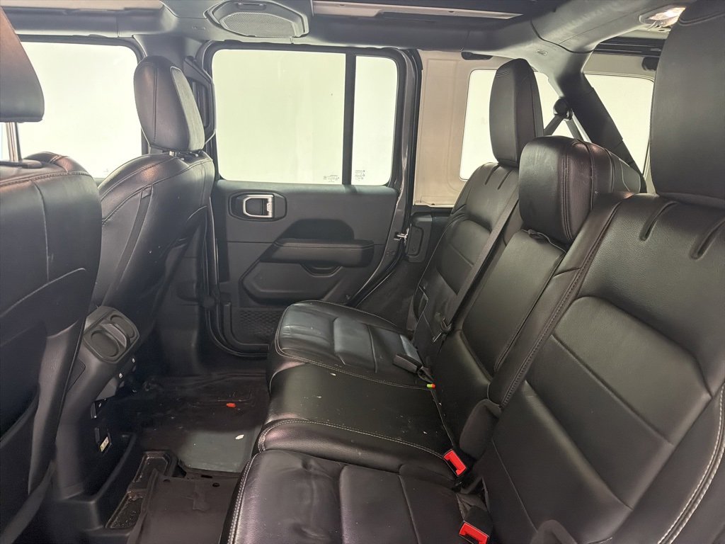 Used 2021 Jeep Wrangler Unlimited Sahara image 34