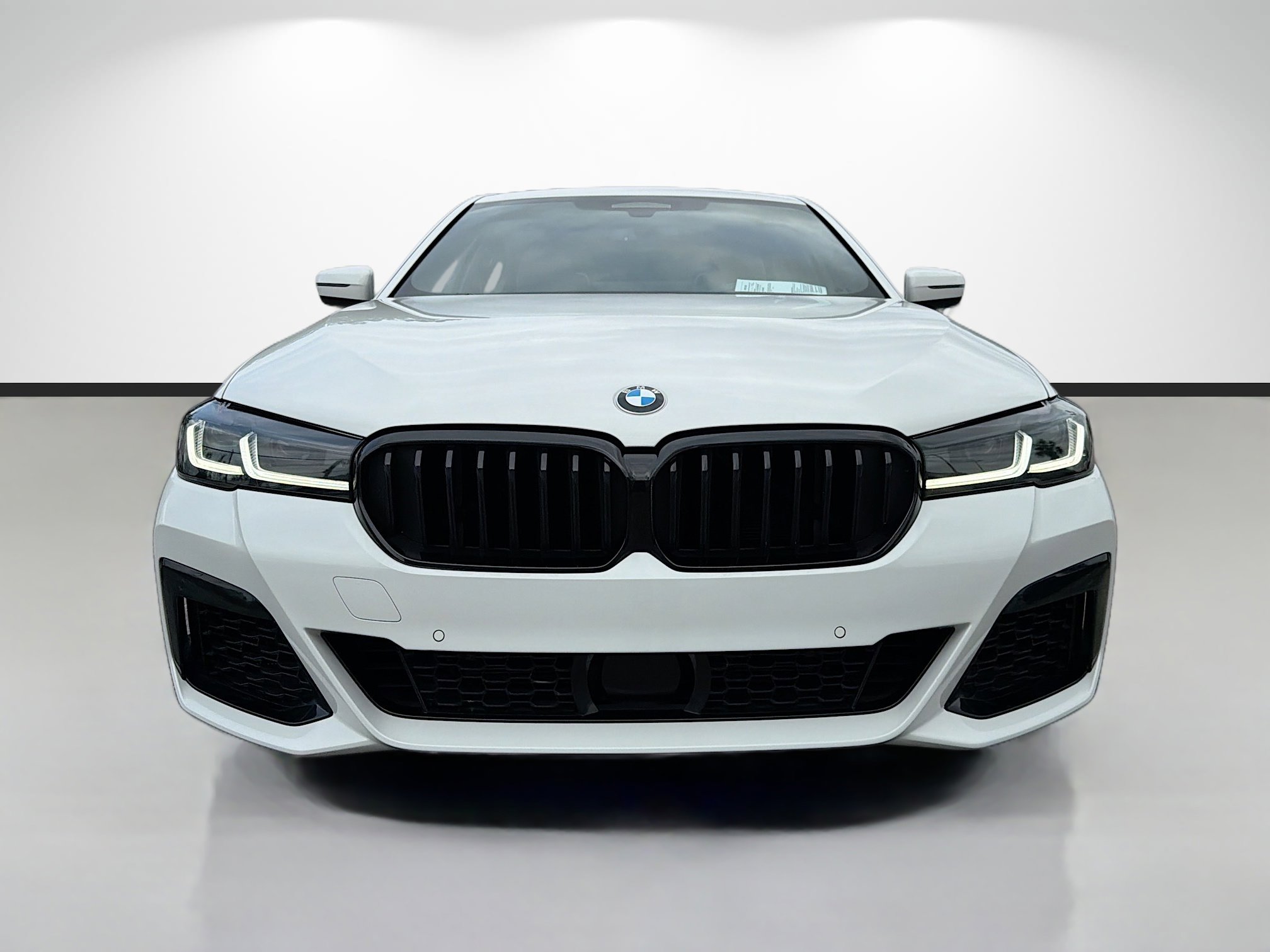 Used 2023 BMW 540i w/ M Sport Package RWD image 8