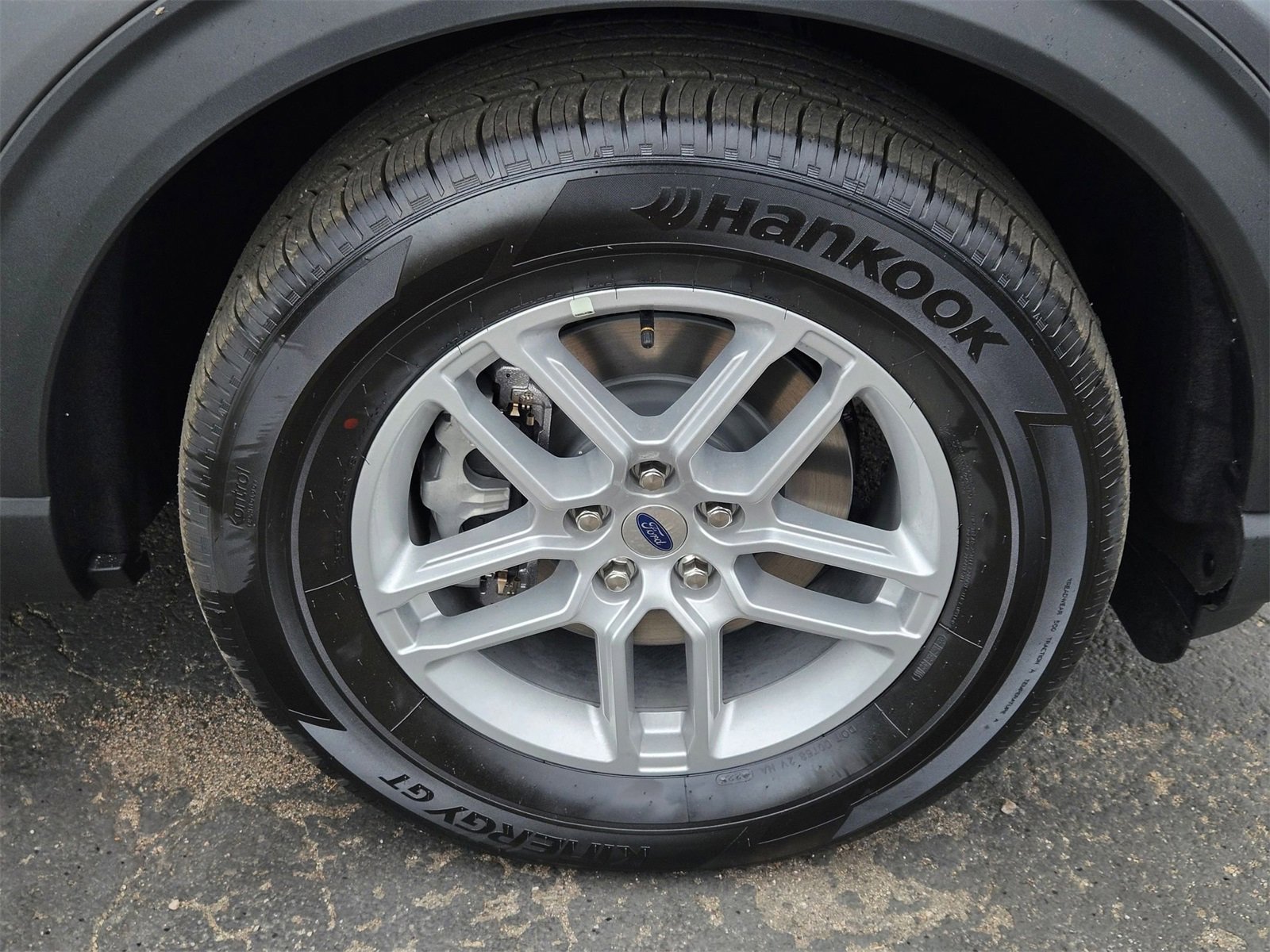 New 2025 Ford Explorer Active w/ Active Comfort Package image 10