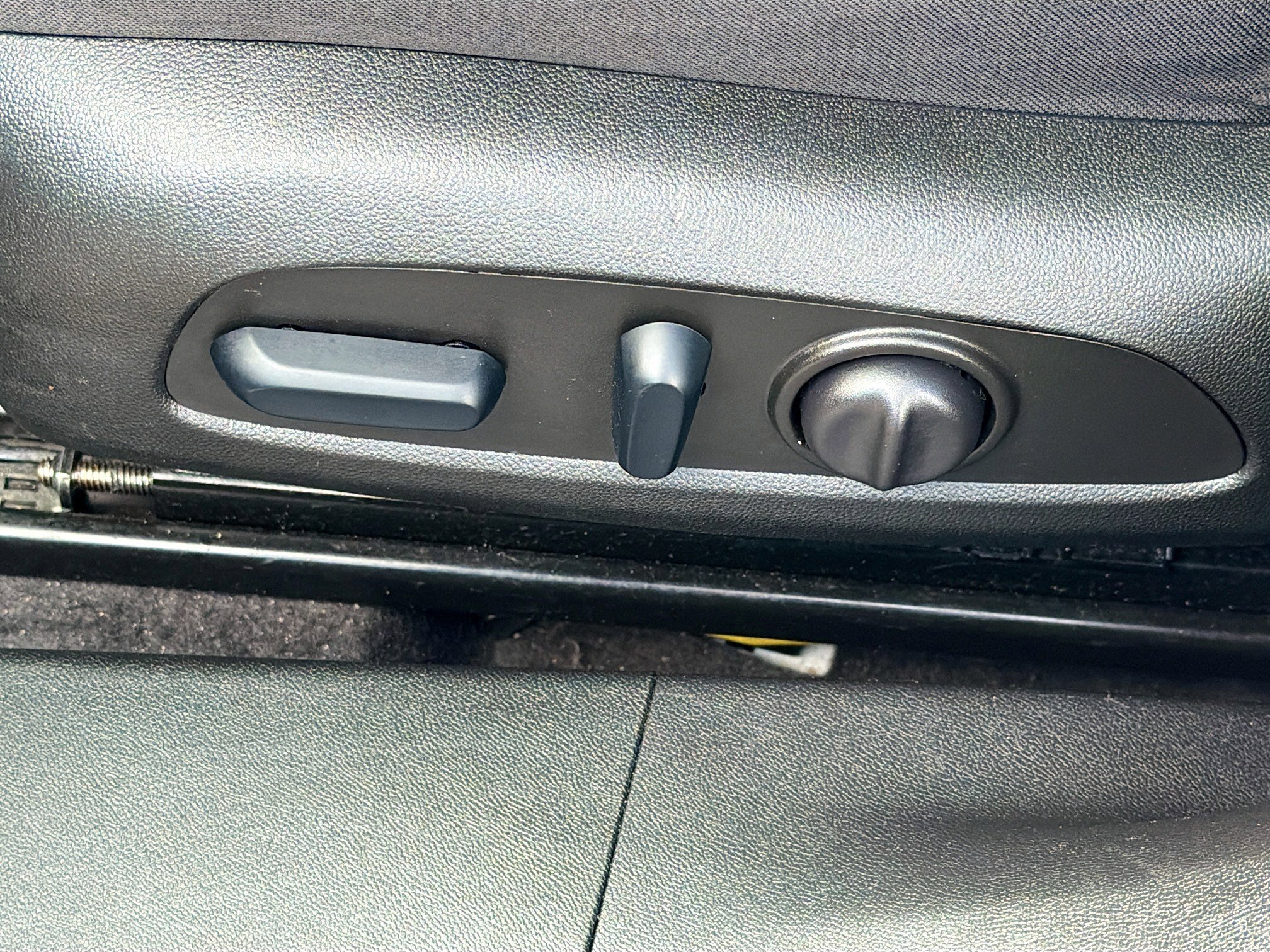 Used 2025 Chevrolet Malibu LT image 24