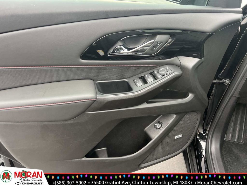 Certified 2023 Chevrolet Traverse RS w/ LPO, Floor Liner Package image 14