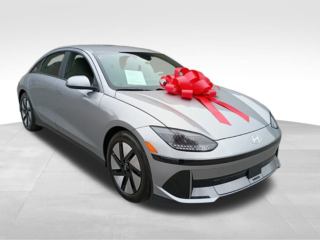 Used 2023 Hyundai Ioniq 6 SE image 3