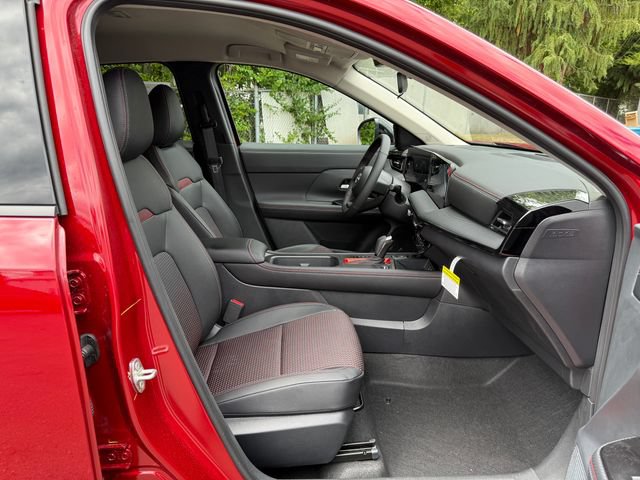 New 2026 Nissan Kicks SR w/ Cold Weather Package AWD/4WD image 9