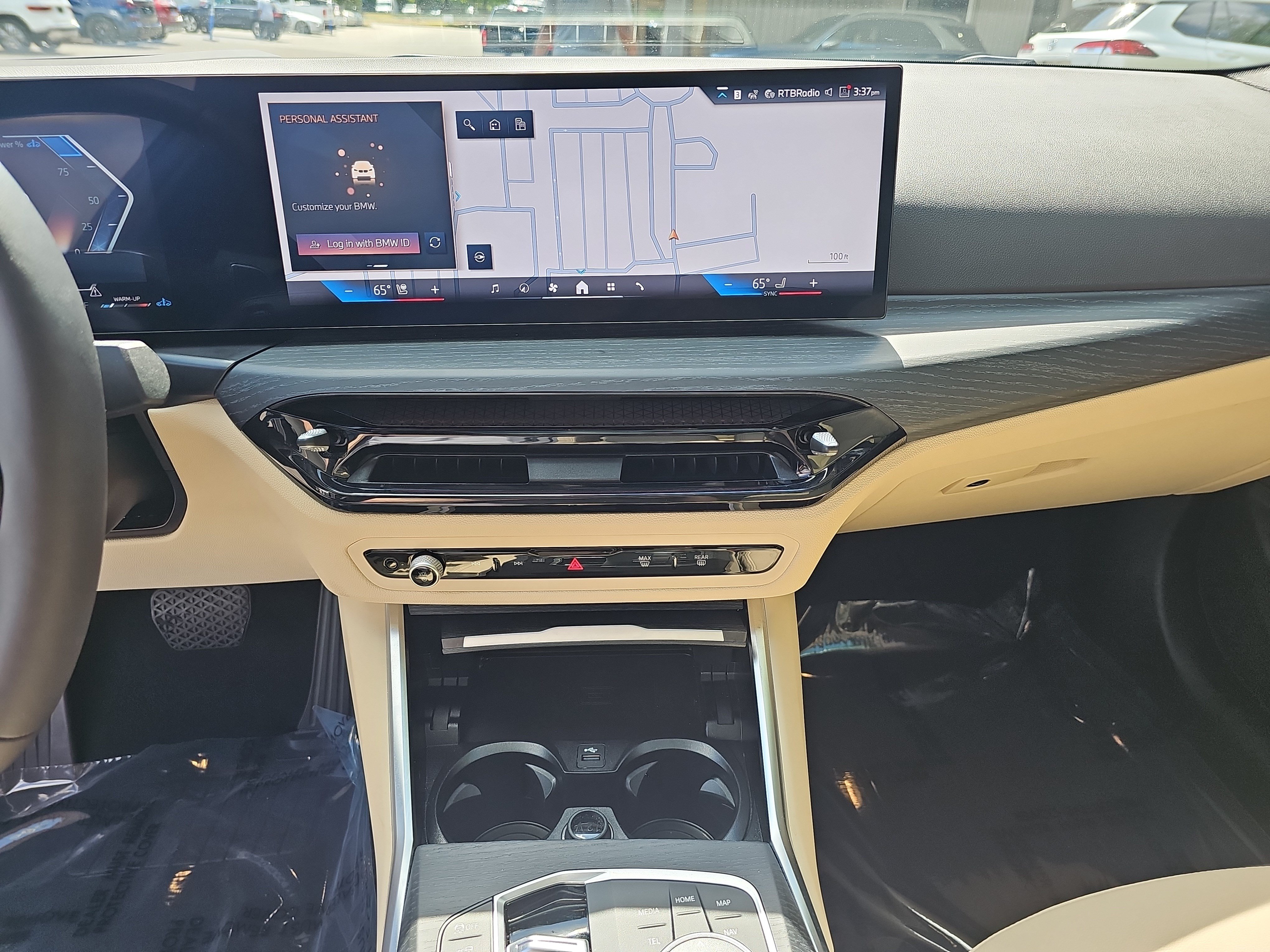 Certified 2025 BMW 330i Sedan w/ Premium Package RWD image 22