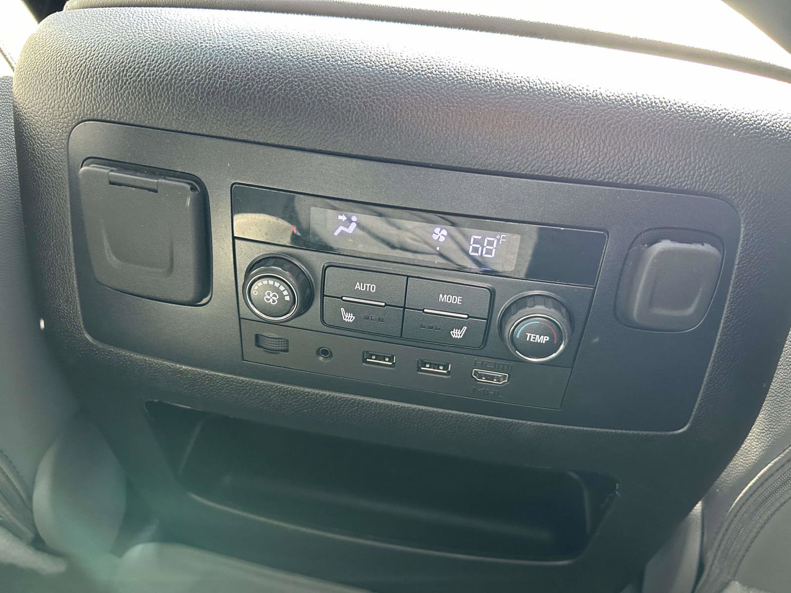 Used 2019 Chevrolet Tahoe LT image 18