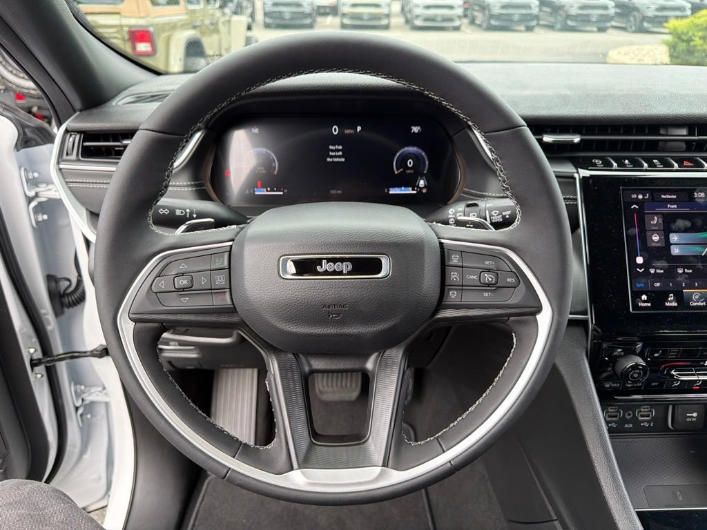 New 2026 Jeep Grand Cherokee L 4WD image 21