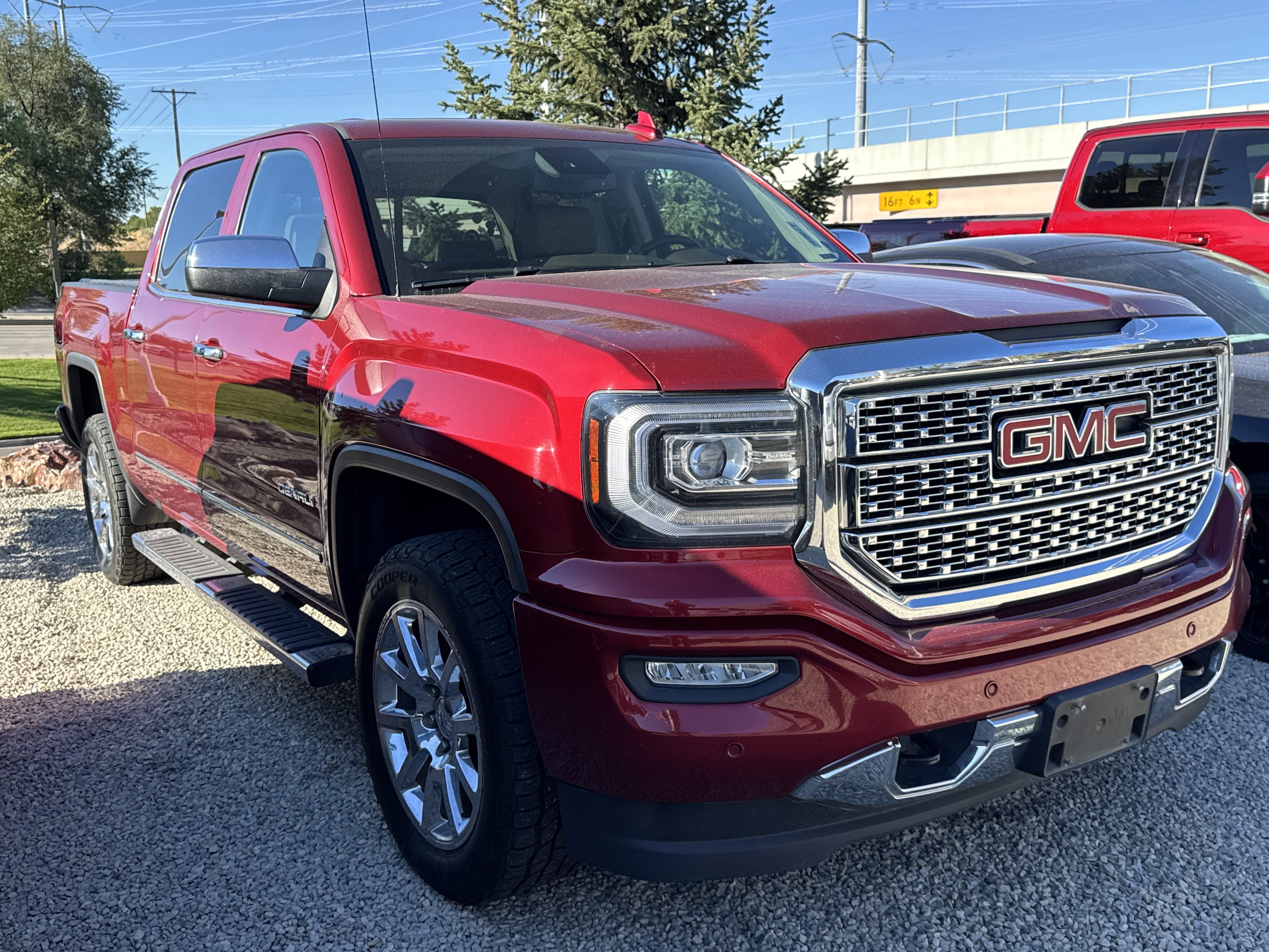 Used 2018 GMC Sierra 1500 Denali AWD/4WD image 2