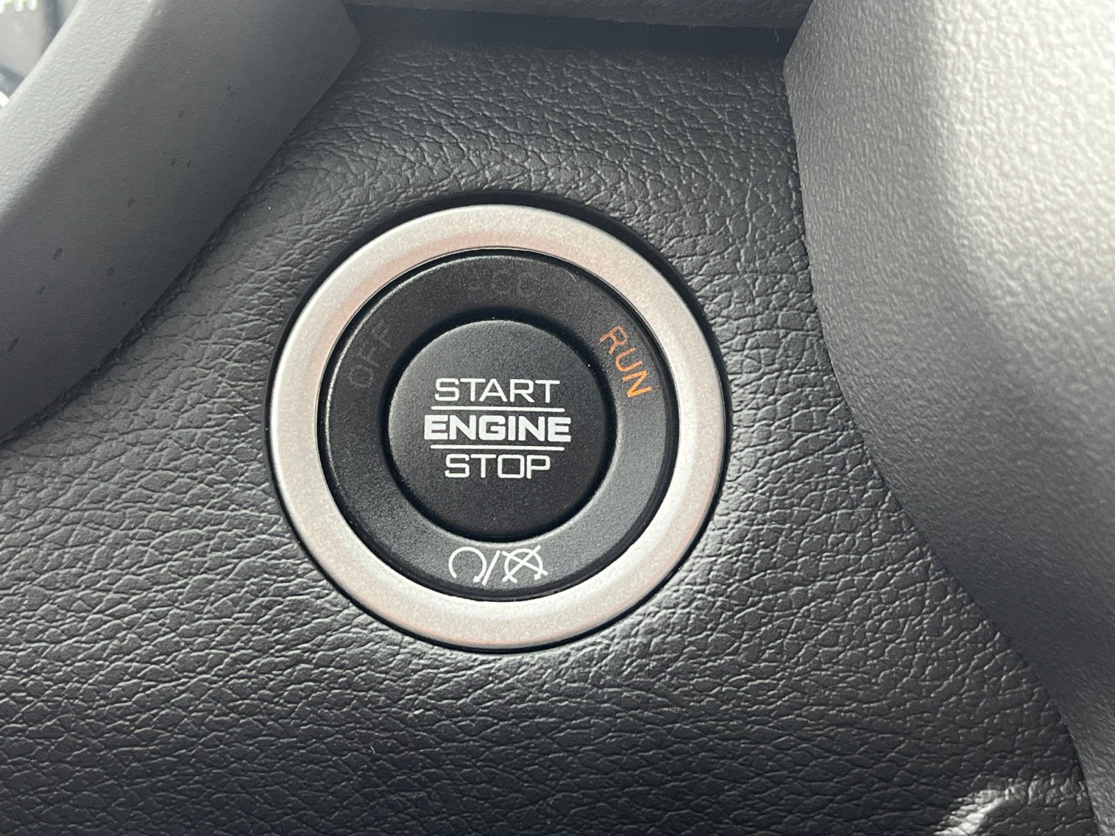 Used 2024 RAM 2500 Laramie w/ Night Edition image 24