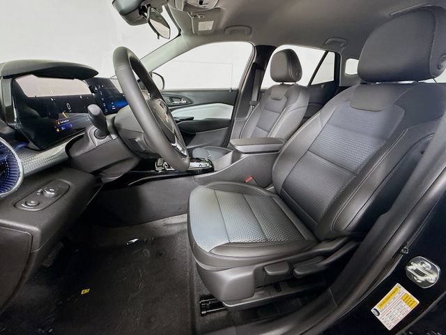 New 2026 Chevrolet Trax LT w/ LT Convenience Package FWD image 23