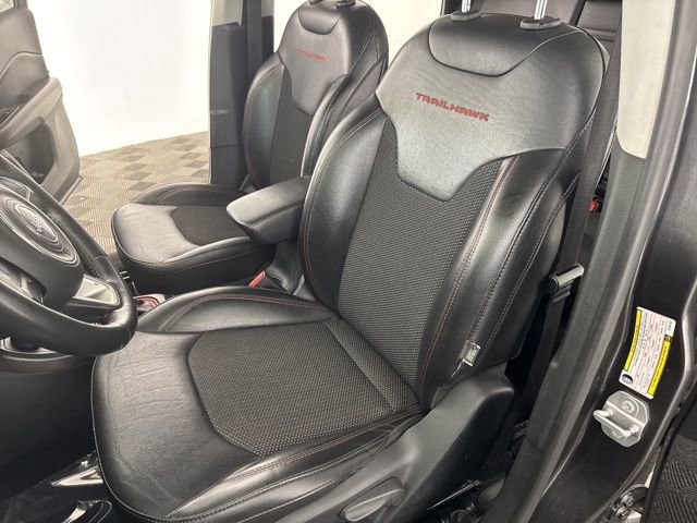 Used 2019 Jeep Compass Trailhawk AWD/4WD image 22