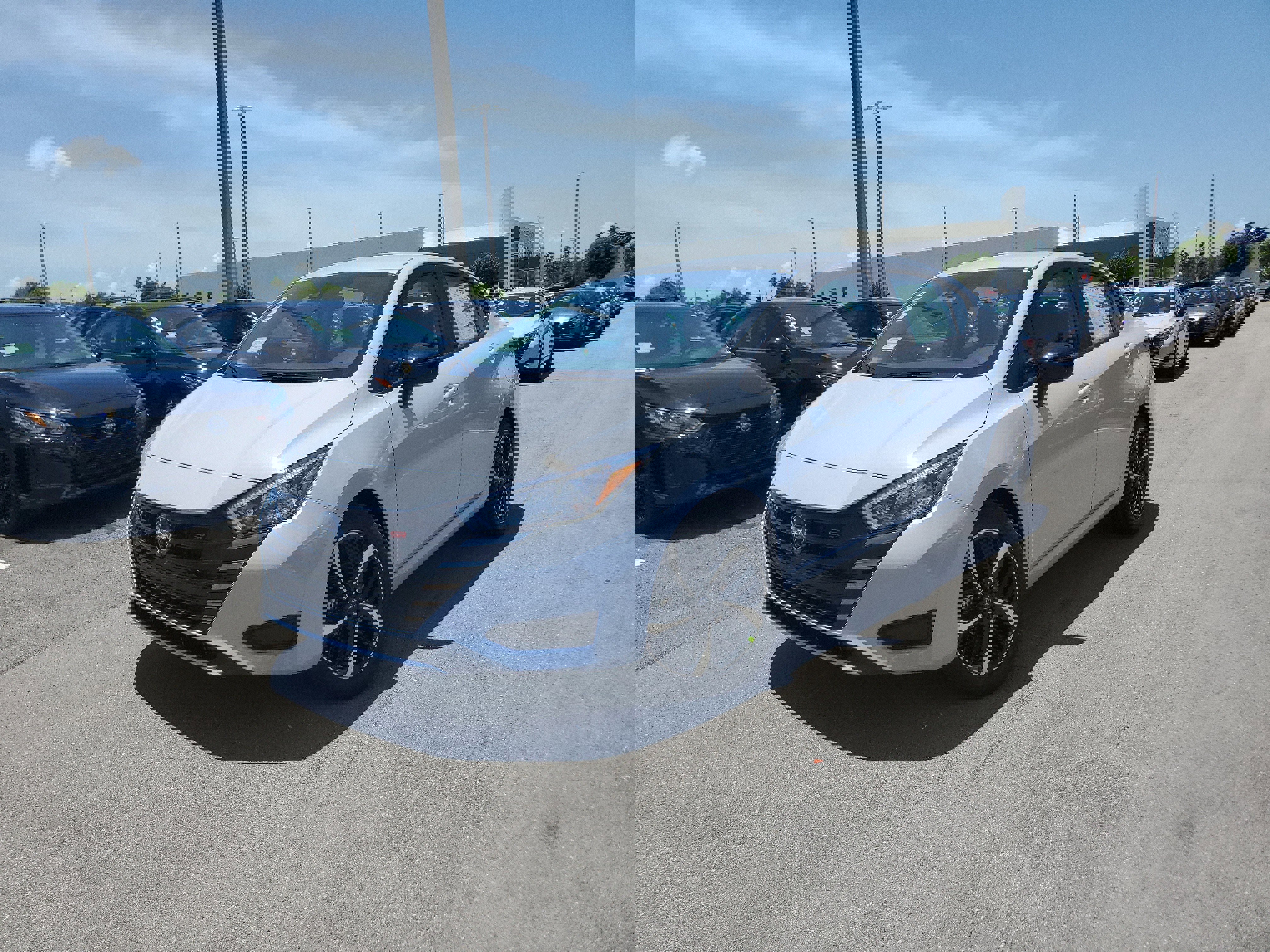 New 2025 Nissan Versa SR w/ Trunk Package image 26