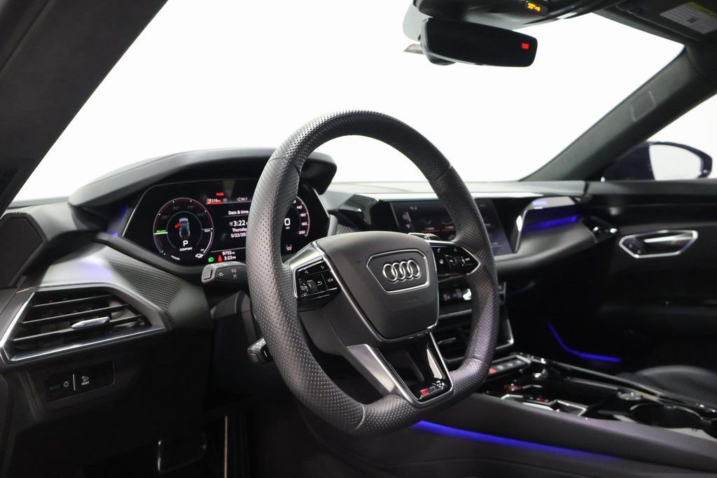 Used 2024 Audi RS e-tron GT w/ Carbon Performance Package image 15