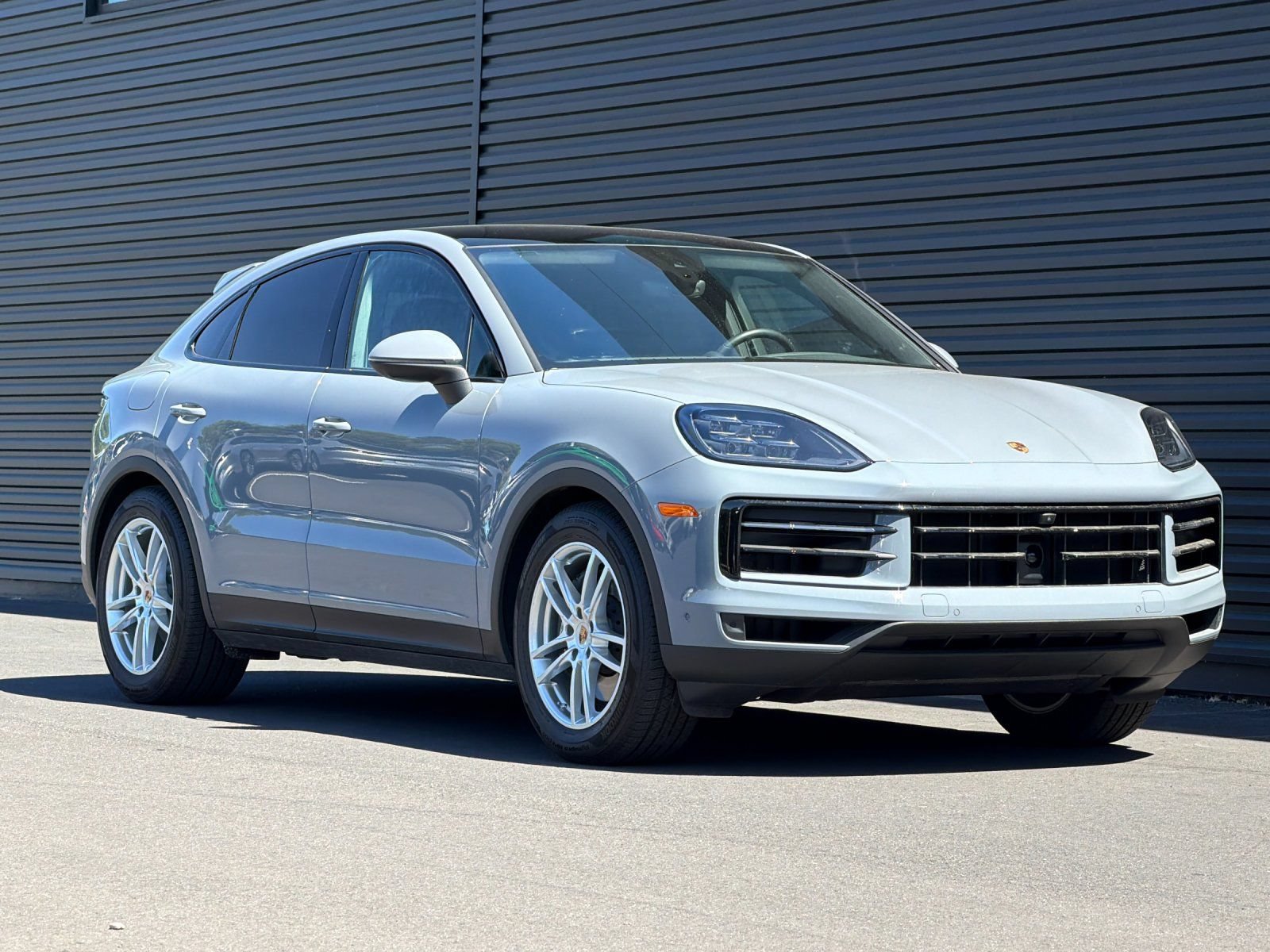 Certified 2026 Porsche Cayenne Coupe AWD/4WD image 11