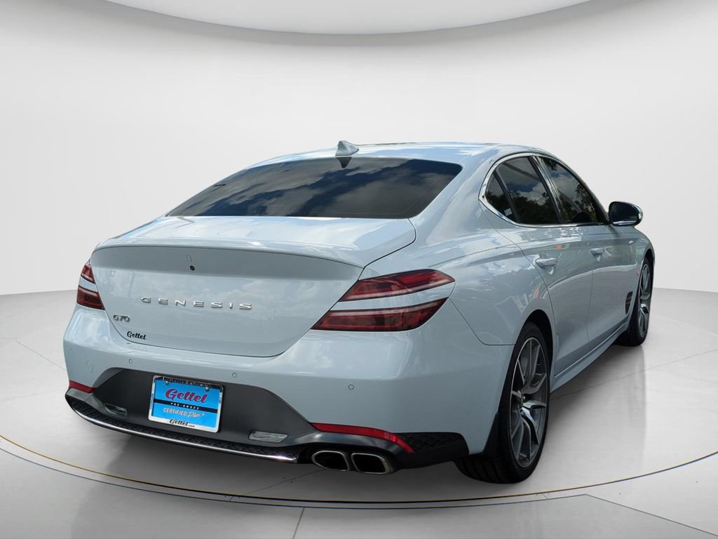 Used 2022 Genesis G70 2.0T w/ Prestige Package RWD image 5