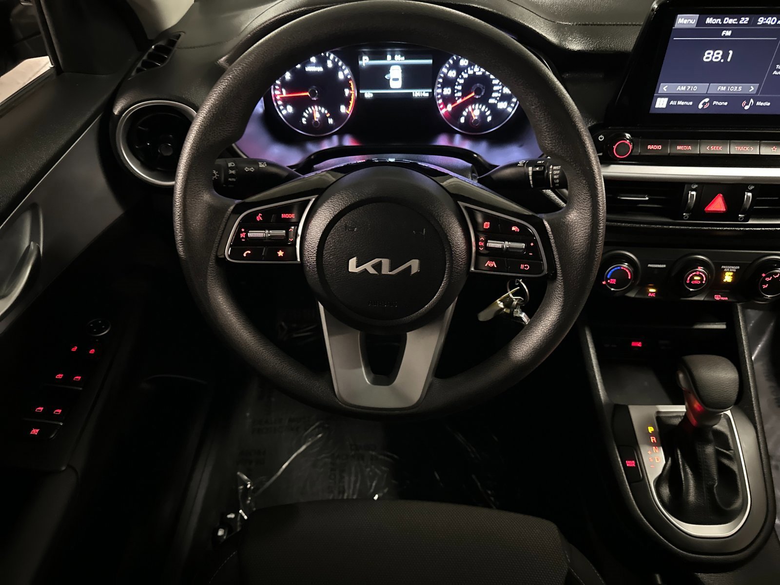 Used 2023 Kia Forte LXS image 13