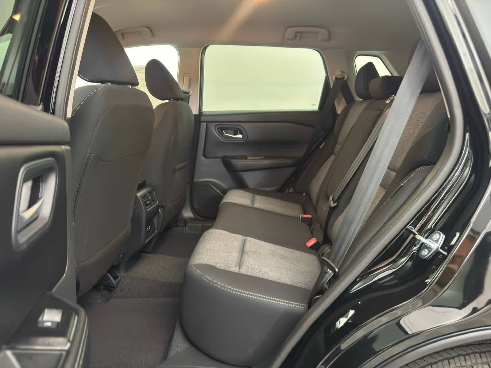 New 2026 Nissan Rogue SV image 11