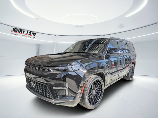 New 2026 Jeep Grand Wagoneer Summit w/ Rear Seat Video Group I AWD/4WD image 7