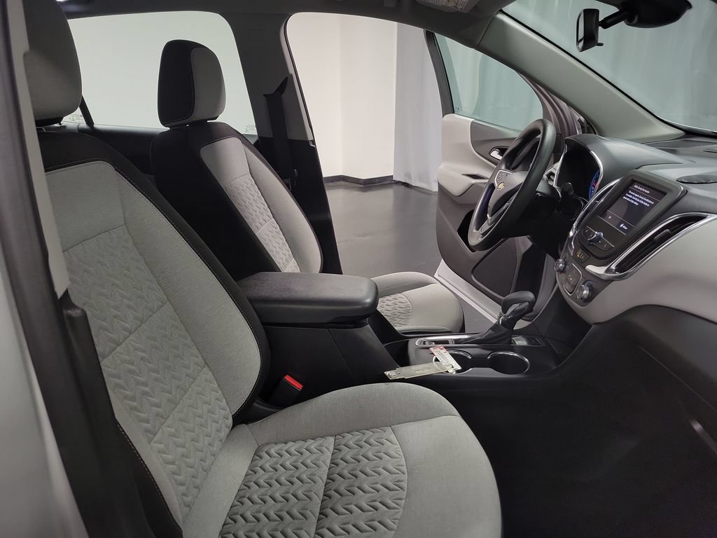 Used 2022 Chevrolet Equinox LS w/ LPO, Floor Liner Package AWD/4WD image 31