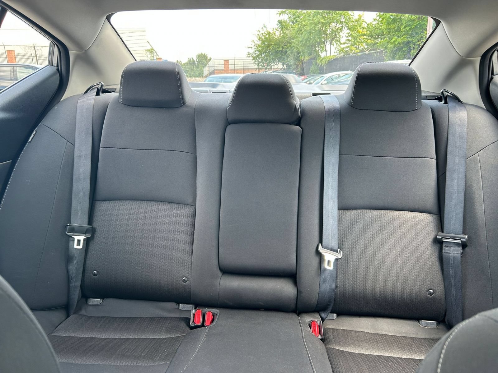 Used 2025 Nissan Altima 2.5 SV FWD image 28