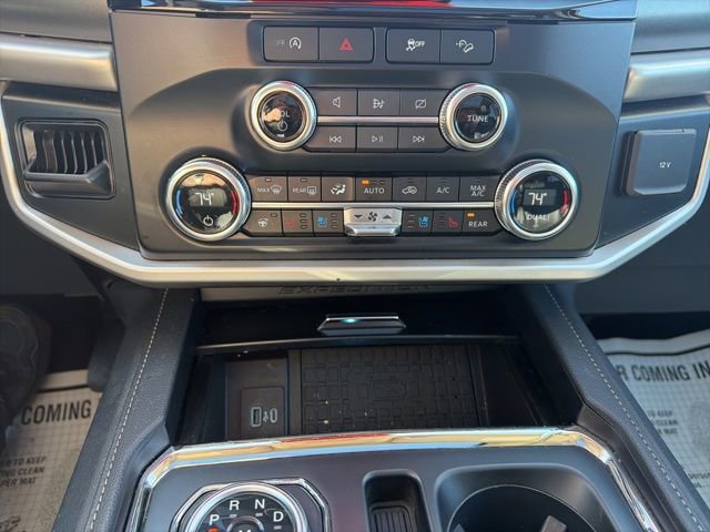 Used 2024 Ford Expedition XLT image 47