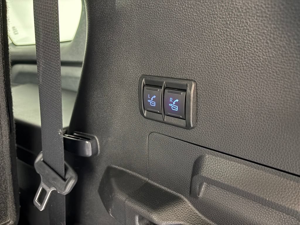 Used 2024 Toyota Sequoia TRD Pro AWD/4WD image 31