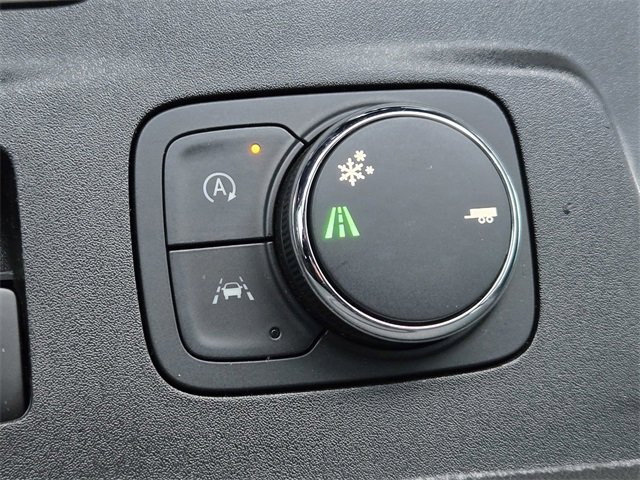 Used 2023 Chevrolet Traverse LT image 22