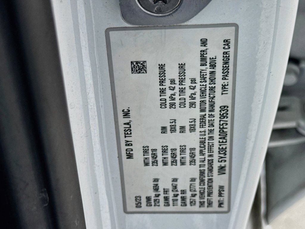 Used 2023 Tesla Model 3 Standard Range RWD image 41