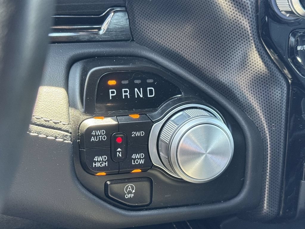 Used 2023 RAM 1500 Limited AWD/4WD image 13
